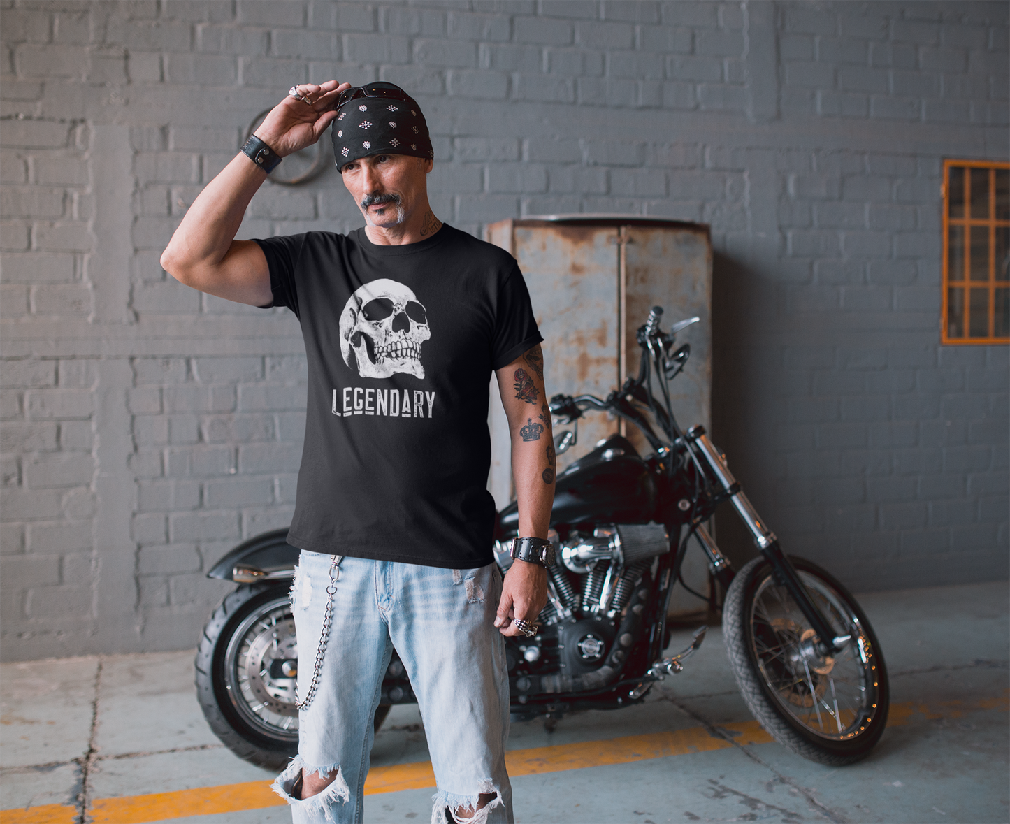 Legendary Legacy – Vintage Skull Biker Graphic T-Shirt