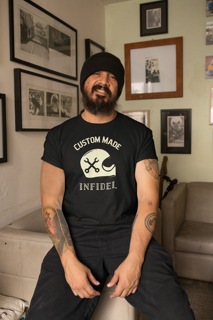 Custom Made Infidel – Vintage Biker Mechanic Helmet Graphic T-Shirt